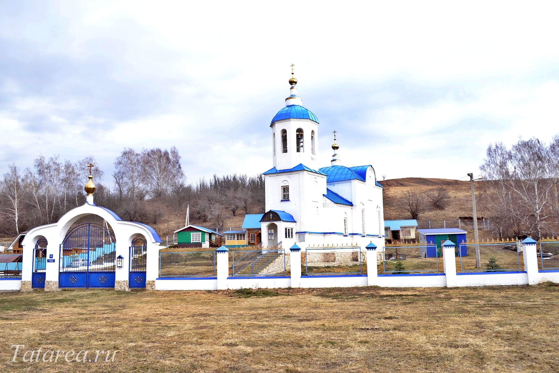 Сельская церковь, фото